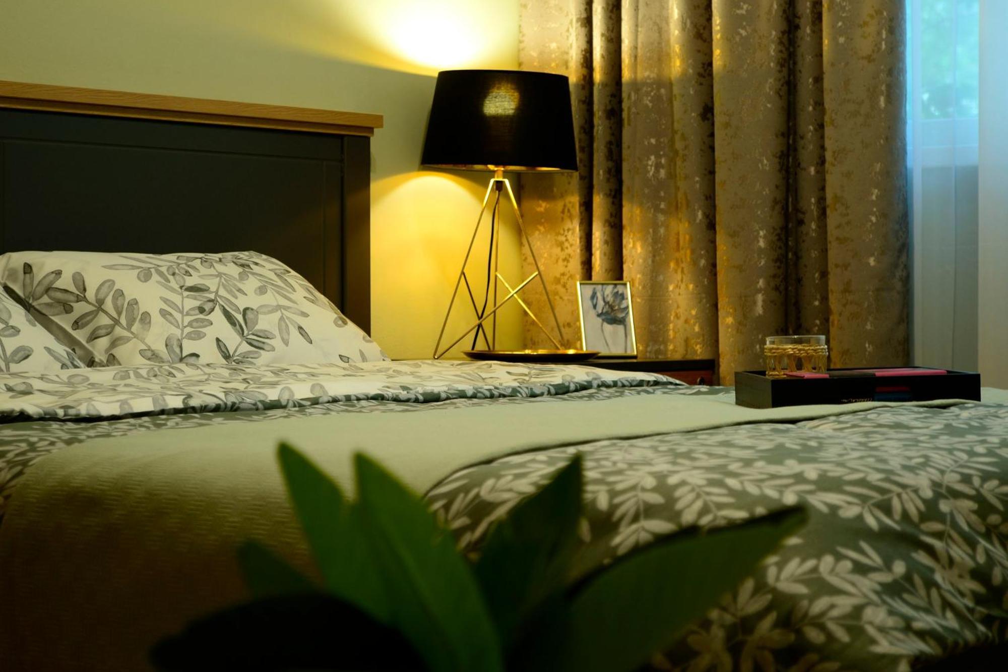 Cozy 2 Rooms Apartment Drumul Taberei Bucareste Exterior foto